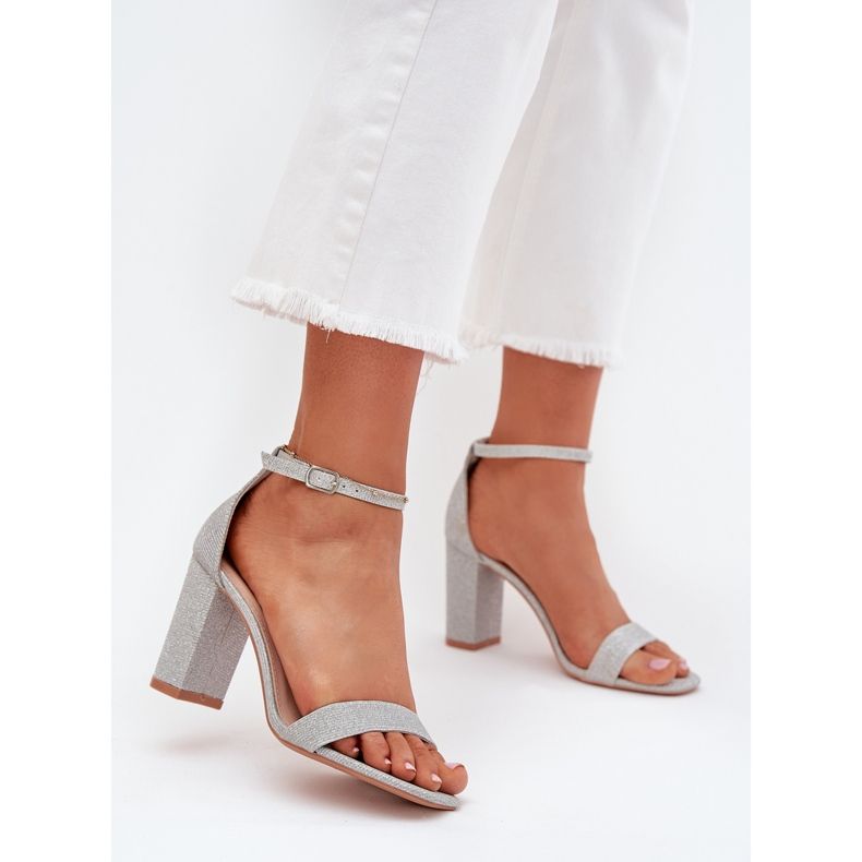 Boto Glänsande kvinnasandaler på Kavina Silver Post silver- 2