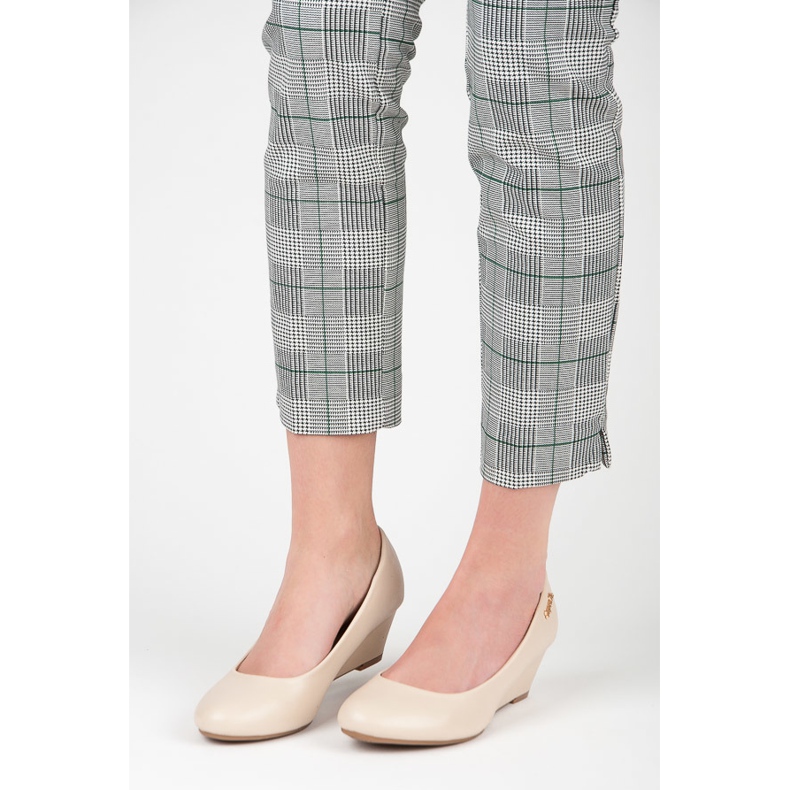 Super Me Beige kilpumpar 1