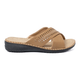 Shelvt Beige flip -flops med en öppenwork finish 1
