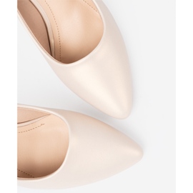 Sergio Leone Elegant vit pärla högklackat dampumps 1