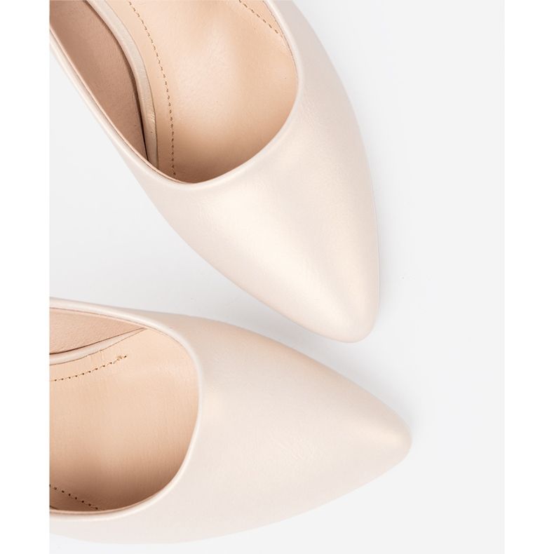 Sergio Leone Elegant vit pärla högklackat dampumps 1