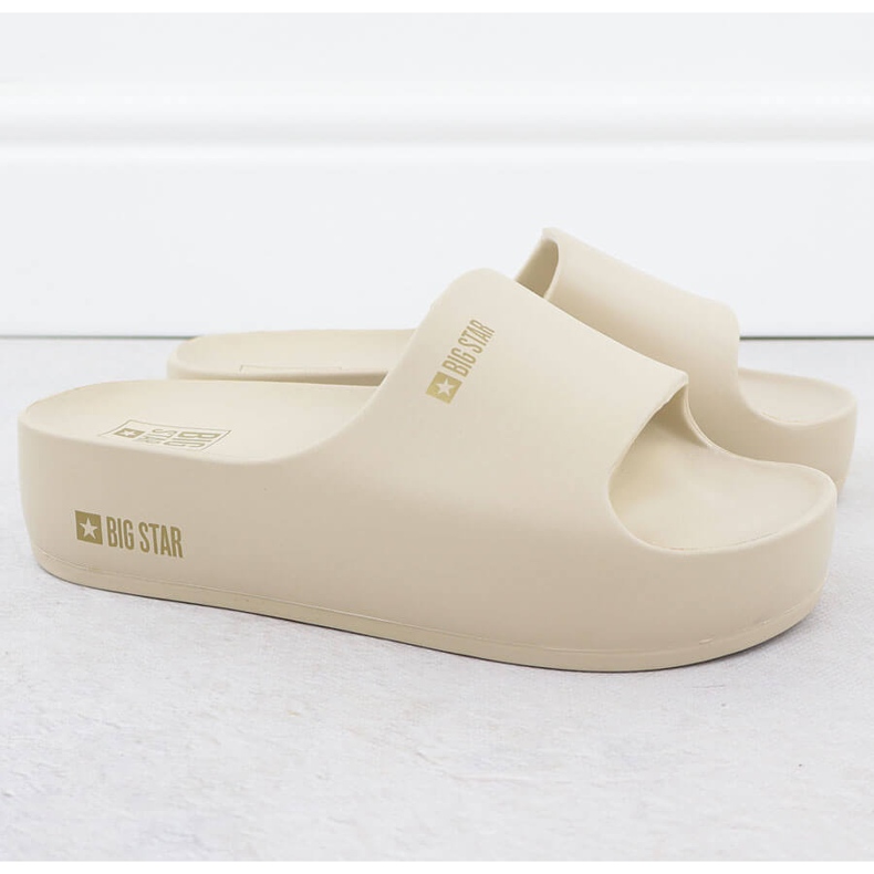 Kvinnors flip flops på plattformspoolen Beige Big Star SS274722 1