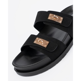 Shelvt Tofflor på plattformen med gyllene detaljer svart 1