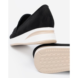 Shelvt Svarta mockasiner på mockaplattform 2