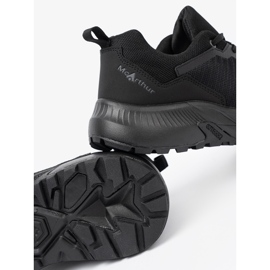 Shelvt Svarta sneakers med en textilmets McArthur -övre 1