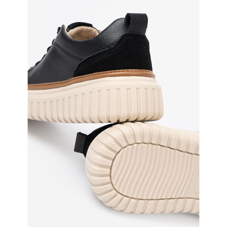 Svarta läder sneakers på Sergio Leone Beige -plattformen 1