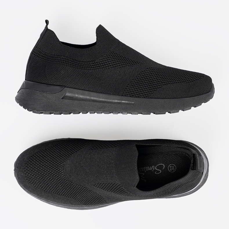 Shelvt Slip-on sportskor i svart 1