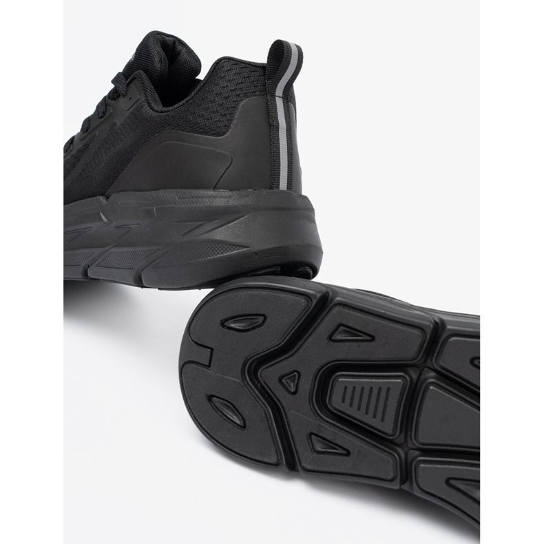 Shelvt Svarta sportmänskor med McArthur Mesh 1