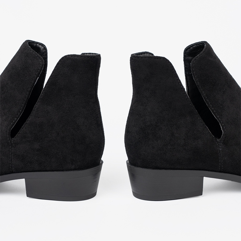 Seastar Svarta stövlar med utskärningar 1