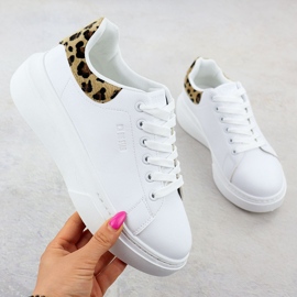 Big Star Kvinnors sportskor på den vita stora stjärnan SS274247 -plattformen 1