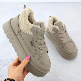 Kvinnors isolerade sneakers med en fårskinnrock Big Star SS274105 1