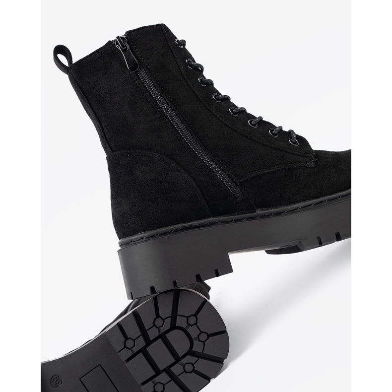 Shelvt Svarta kvinnors stövlar med mocka finish 2