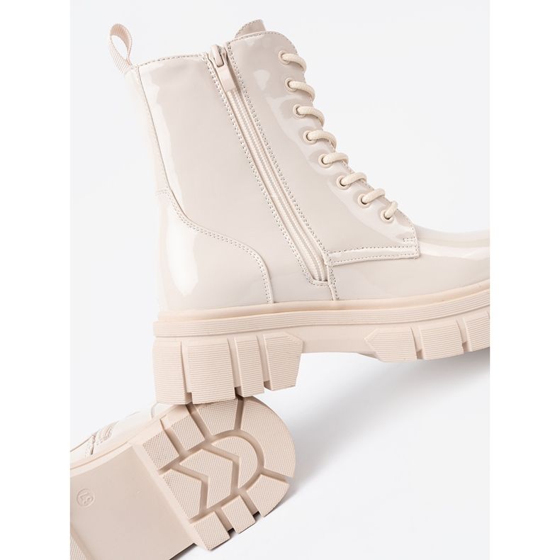 Shelvt Snygga lätta lackerade arbetare 2