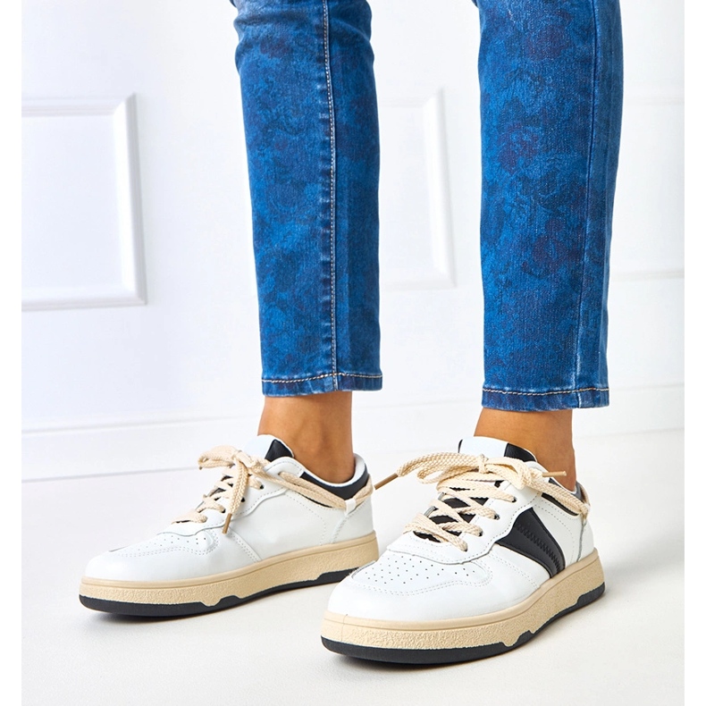 Vita och vita kvinnors marcella sneakers 1