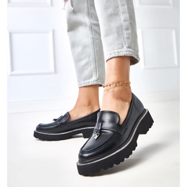 Svarta loafers med dekoration och kubikzirkonium 1