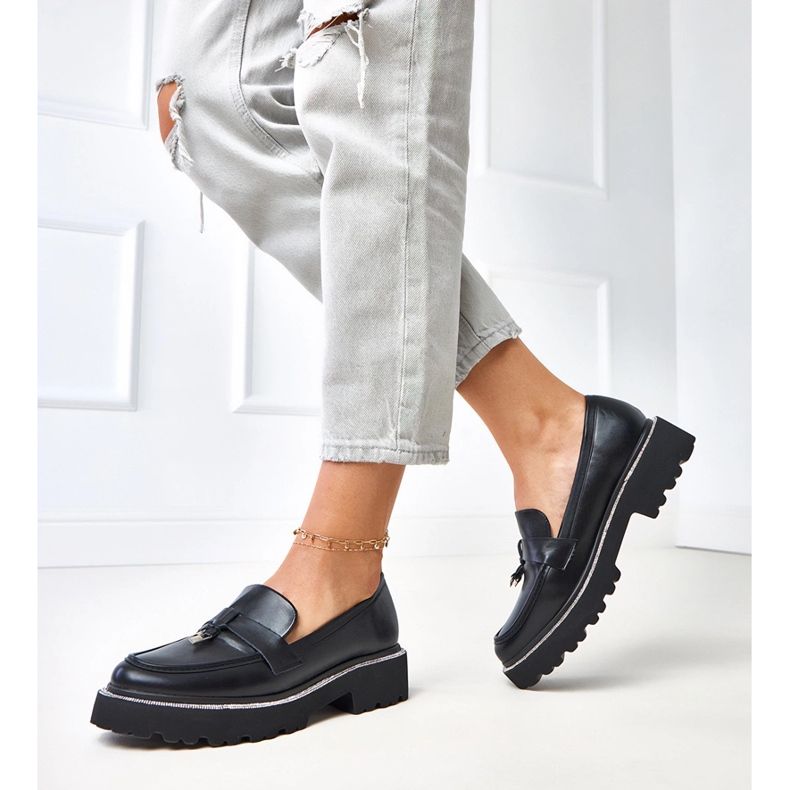 Svarta loafers med dekoration och kubikzirkonium 2