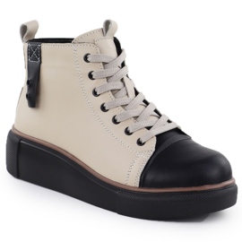 T.Sokolski Kvinnors läderstövlar isolerade beige. Sokolski Z24-218 1