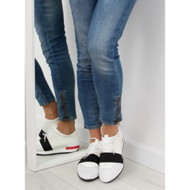 Vita 16-515 VIT / RÖDA sportskor svart 2