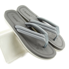 Gråa flip-flops för kvinnor CK38 grå 2