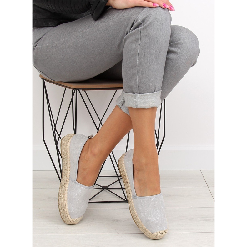 Gråa espadrillor för kvinnor BB10P grå 1