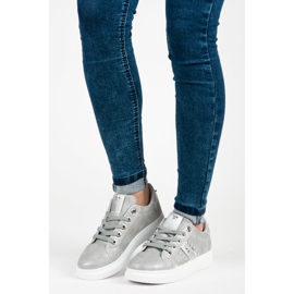 Silverknutna sneakers grå 1