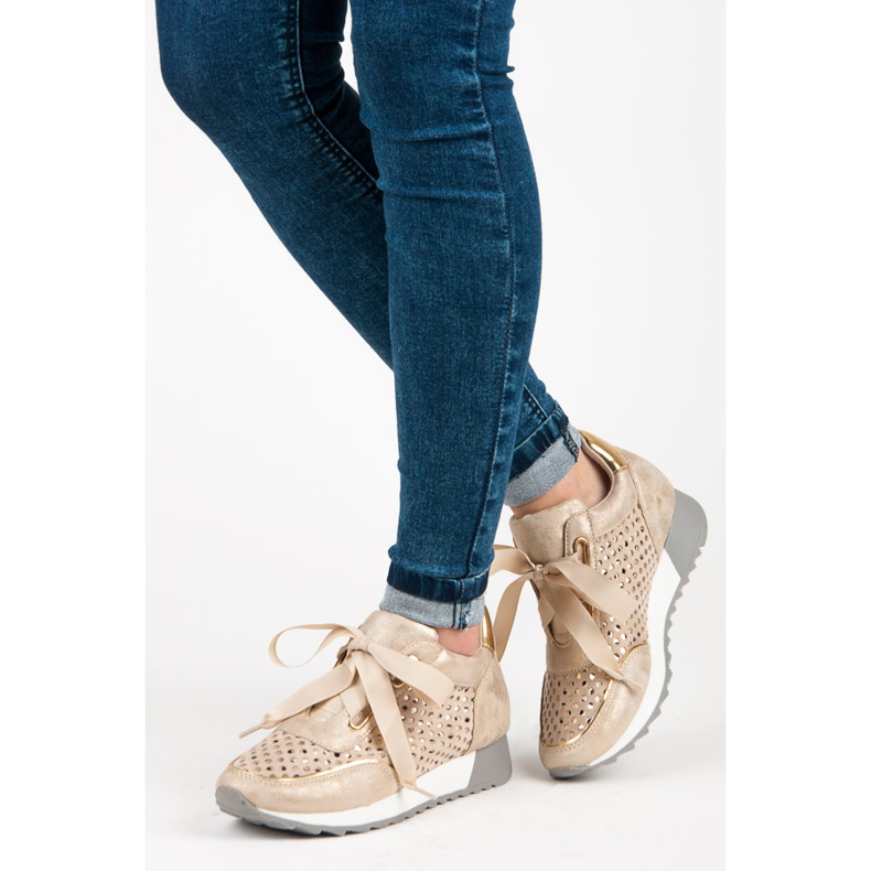 Kylie Mode bundna sneakers brun 2