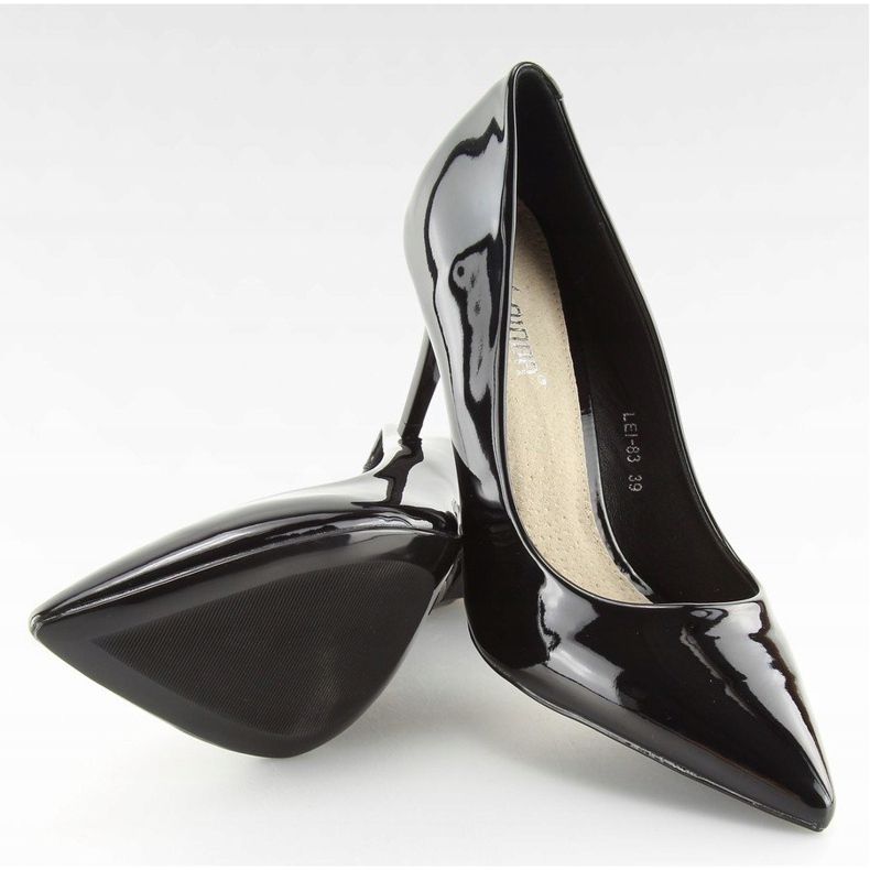 Svarta pumpar i lackläder LEI-83 Svart 2