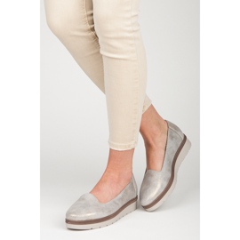 Vinceza Lordsy på plattformen grå 1