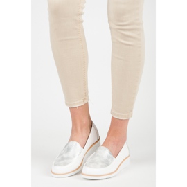 Vices Skor med skruvmönster grå vit 1