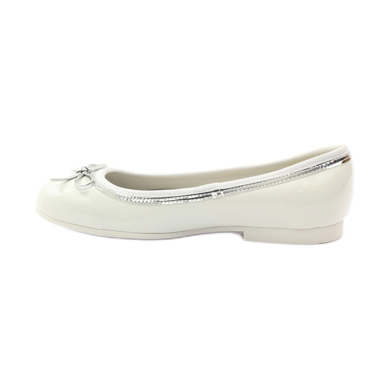 American Club Ballerinor med vit amerikansk rosett 2