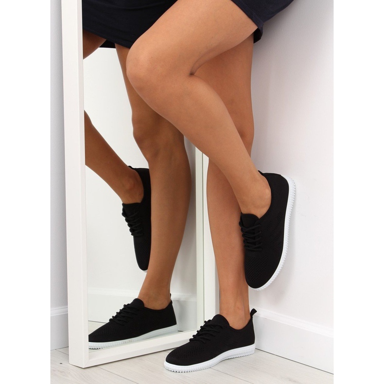 Svarta damsneakers LA10P Svarta 1