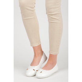 Quiltade ballerinor vit 1