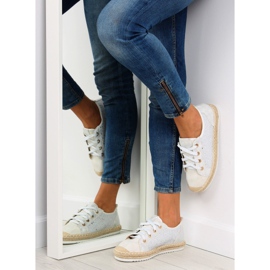 Vita espadrilles sneakers med snörning B-140 Vita 1
