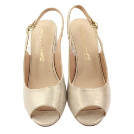 Sandaler på stolpen av Sergio Leone 810 gul brun 4