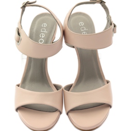 Lädersandaler på en nål Edeo 3208 rosa 4