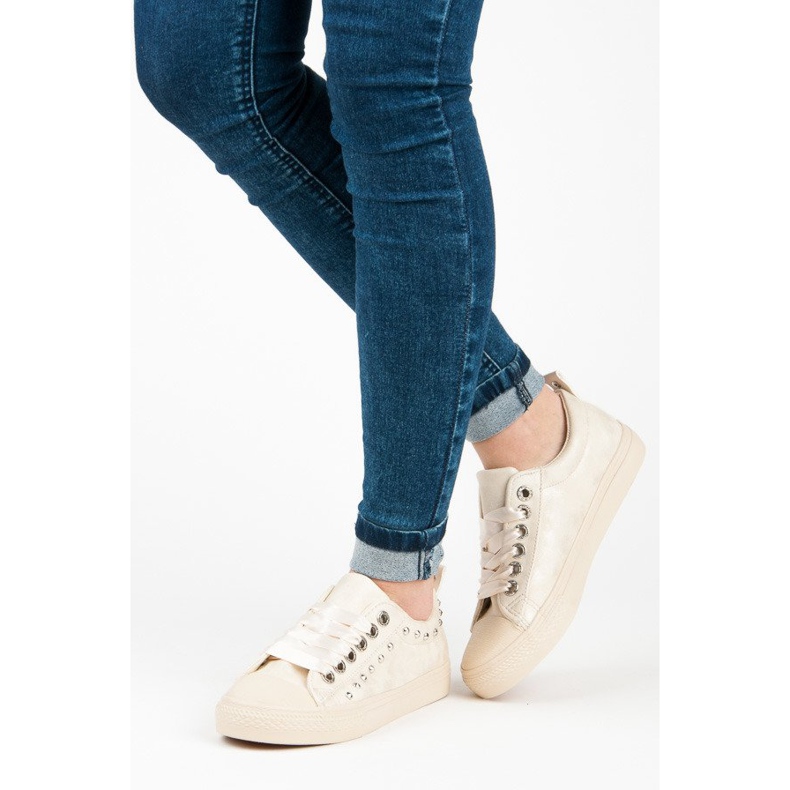 Beige sneakers med ett band 1