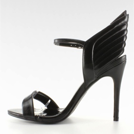 Sandaler på stift med vingar LT65 Svart 2