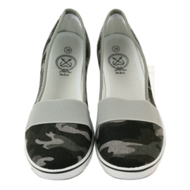 Mckey 182 camo-sneakers med kilklack grön 4