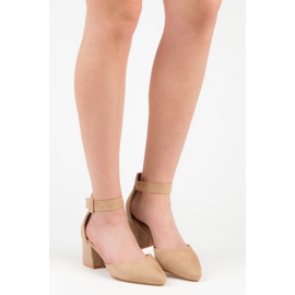 Lågklackade mockasandaler brun 1