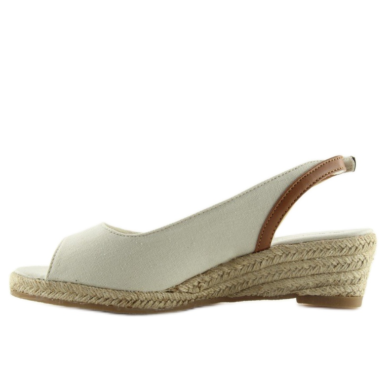 Beige beige espadrillor på låg kilklack 1