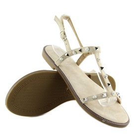 Sandaler med nitar beige S-375 Beige 1