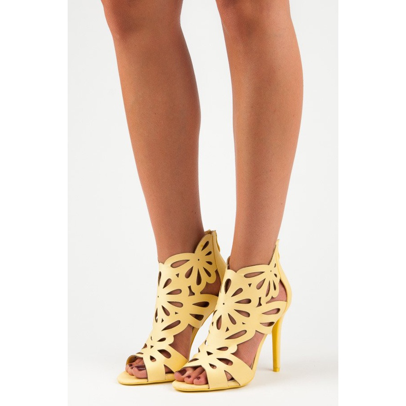 Vices Eleganta sandaler med skruvstycken ovandel gul 1