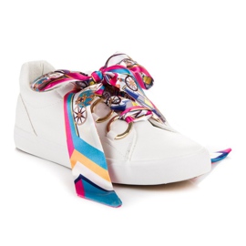 Vices Vita knutna sneakers skruvstäd 1