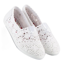 Vita ballerinor i spets 1