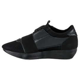 Slip-on sportskor svart 1