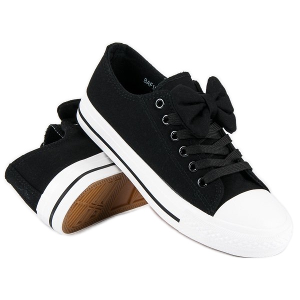 MCKEYLOR svarta sneakers 1
