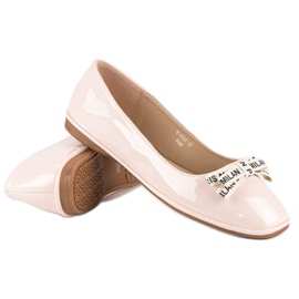 Ideal Shoes Pulverlackerade ballerinor rosa 1