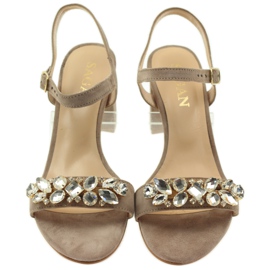 Sandaler på Sagan 53214 beige stolpe 4