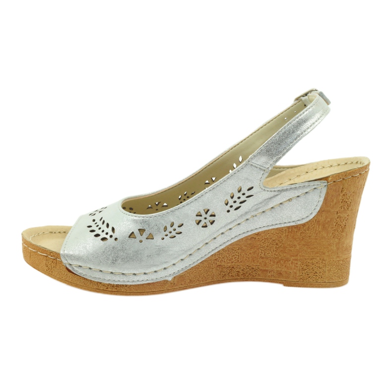 Gregors Kvinnors metalliska lädersandaler för silverkilar 709 silver- 2