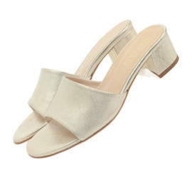 Sagan gyllene tofflor 2554 4